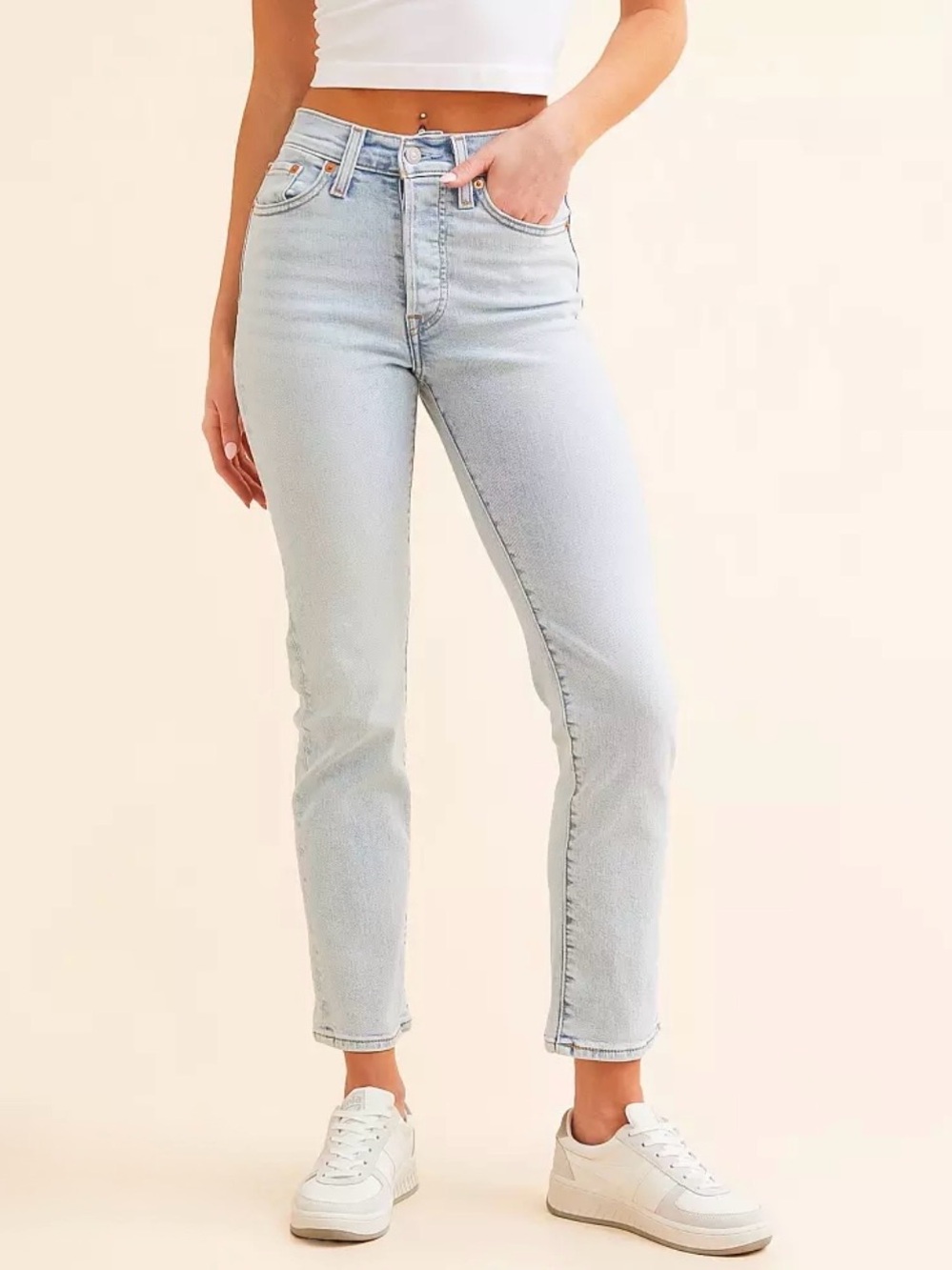 Levi's Light Wedgie Straight Leg Jeans - Women's